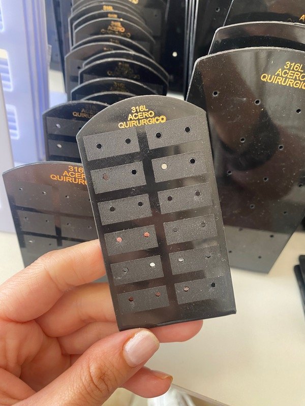 Producto - Exhibidor para aros chico negro
