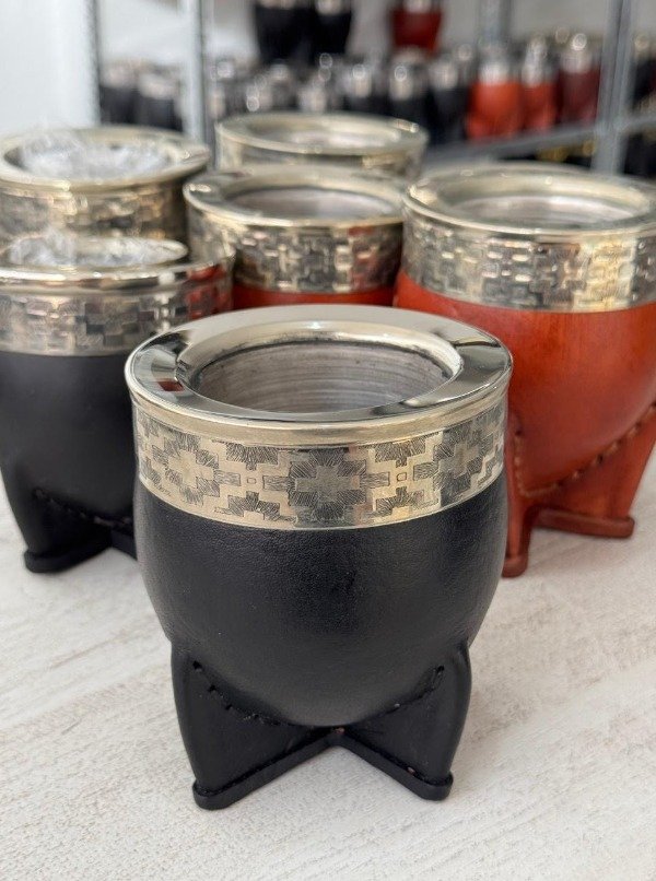 Producto - IMPERIAL DELUXE ALPACA Virola alpaca lisa interior de acero.