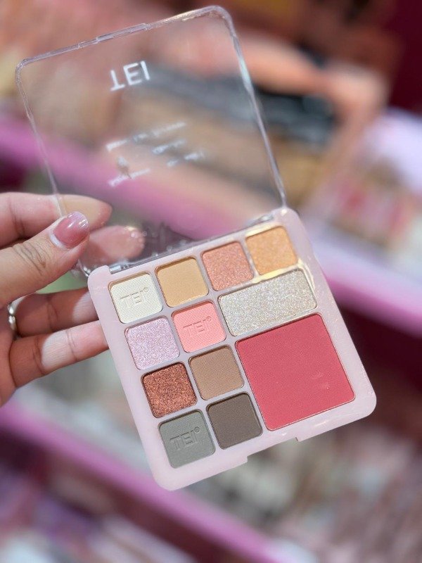 Producto - Paleta de sombras + rubor Tei
