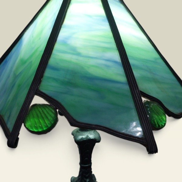 Producto - Lámpara de mesa Art Déco con pantalla estilo Tiffany - 4
