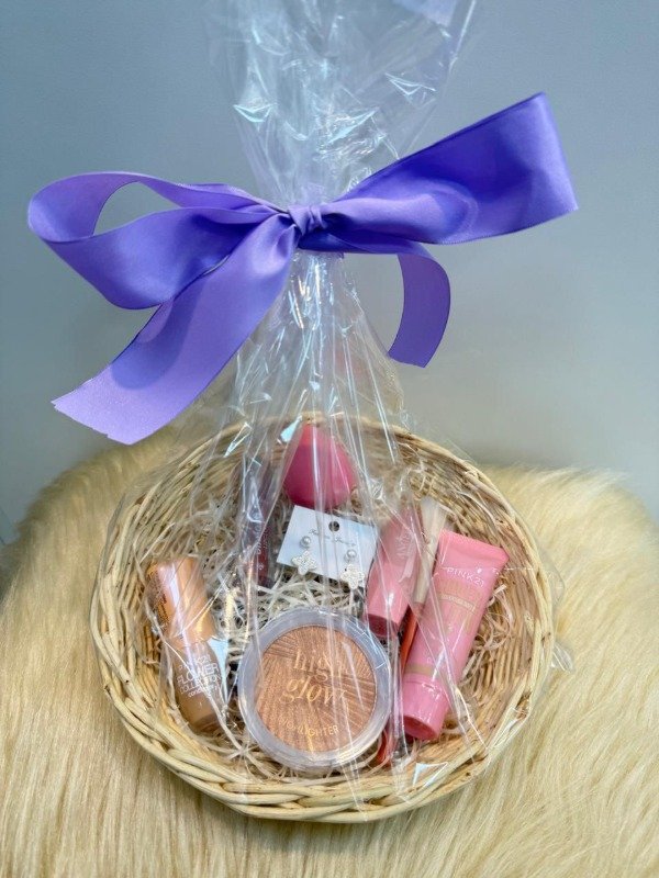 Producto - CANASTA REGALO - MAKEUP + ACCESORIO