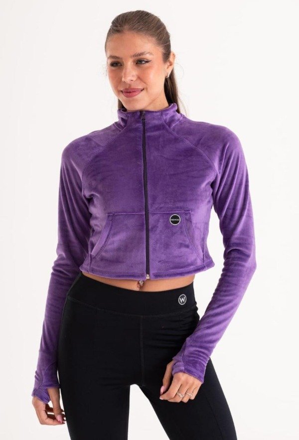 Producto - Campera crop plush UVA