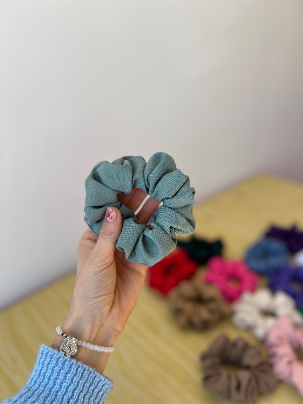 Producto - Scrunchie tropical verde malva - 0