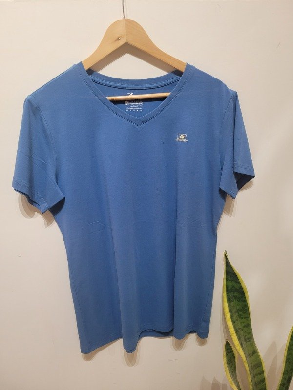 Producto - Remera básica Knup - Algodón con spandex - 4