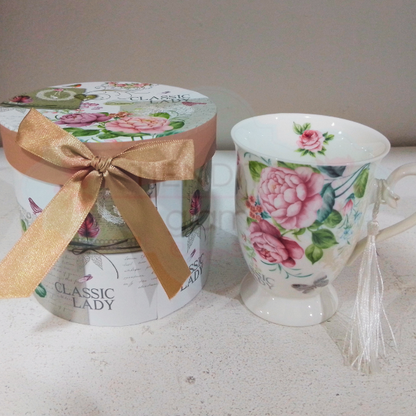 Producto - TAZA DE PORCELANA VINTAGE BLANCA 300 ML CON CAJITA REGALO - 0
