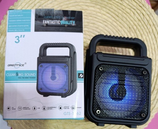 Producto - Parlante Bluetooth Radio