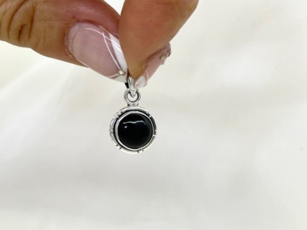 Producto - Dije de plata con piedra ÓNIX 2