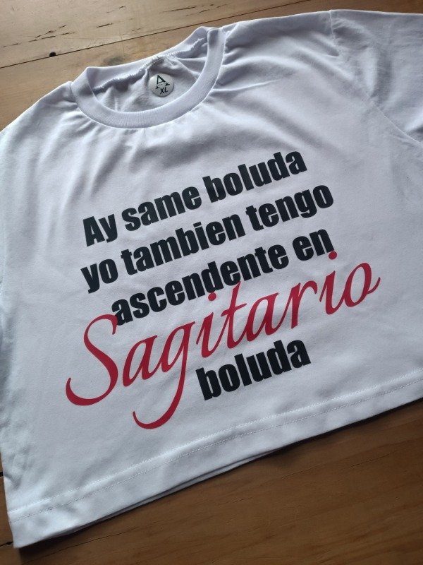 Producto - Baby tee Sagitario