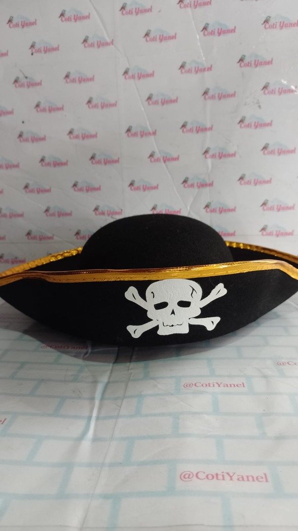 Producto - Gorro pirata de felpa