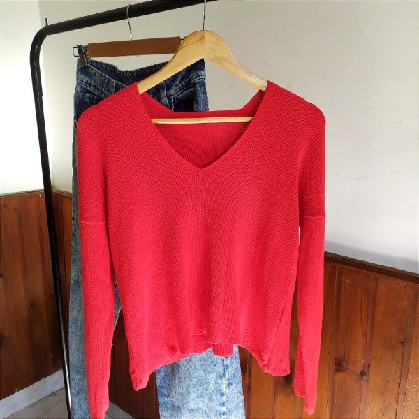 Producto - Sweater rojo escote v t.m