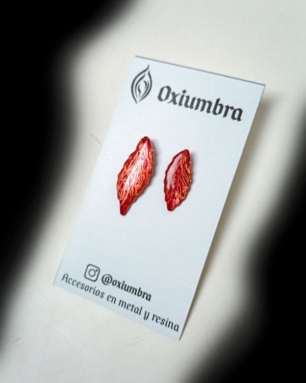 Producto - Aretes Asimétricos Hoja (cobre y rojo)