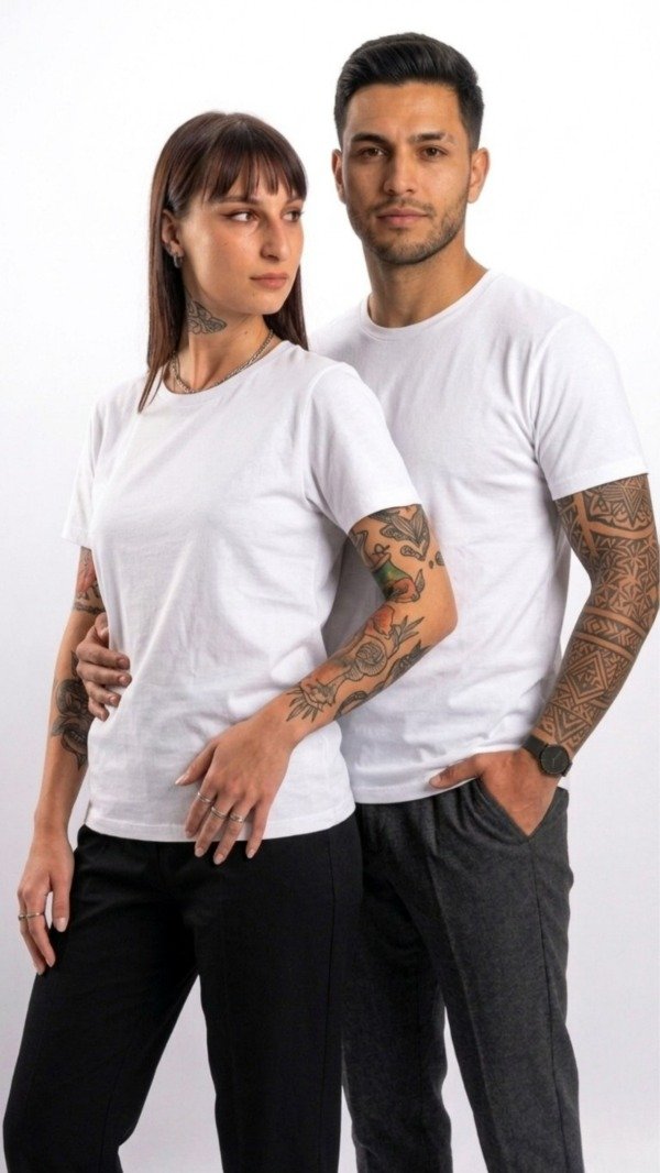Producto - Remera de algodón blanca premium GARCÍA CONDE
