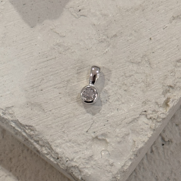 Producto - Dije piedra PL