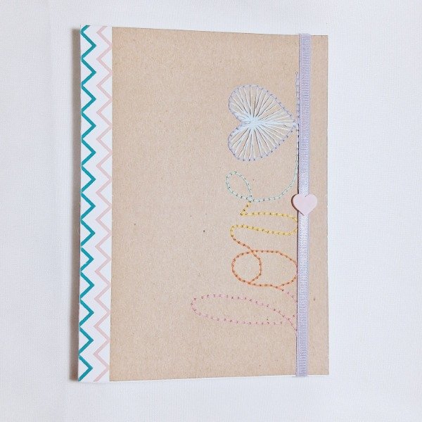 Producto - Cuaderno A5 Bordado LOVE