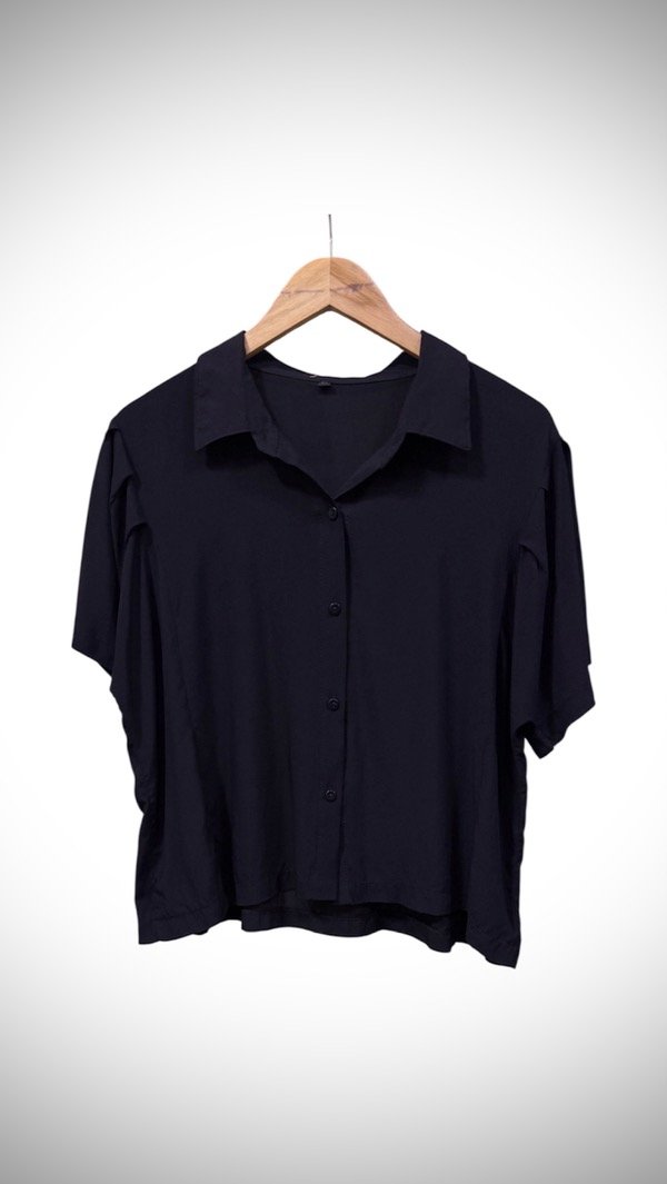 Producto - Camisa fibrana manga corta negro