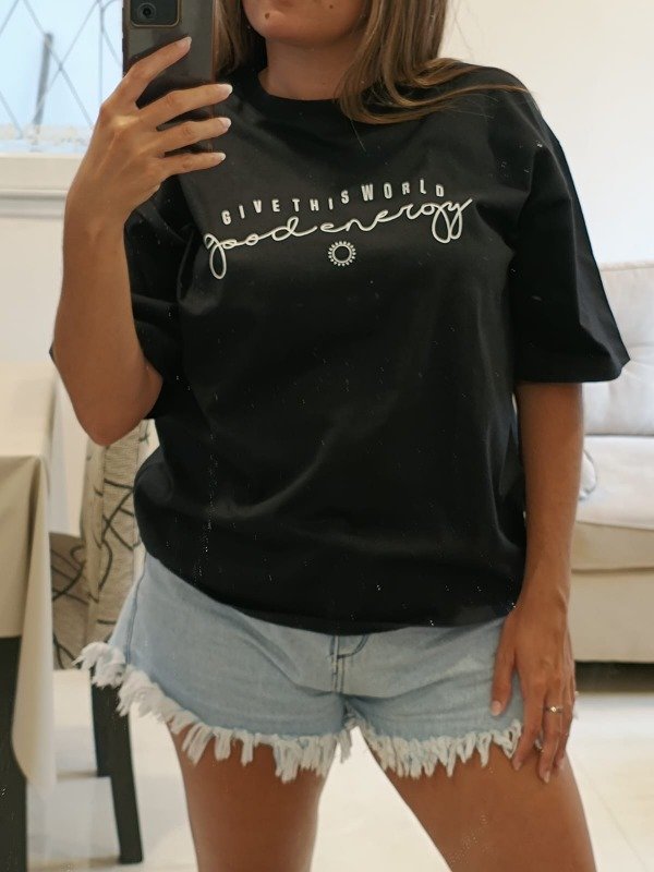Producto - Remera Good energy