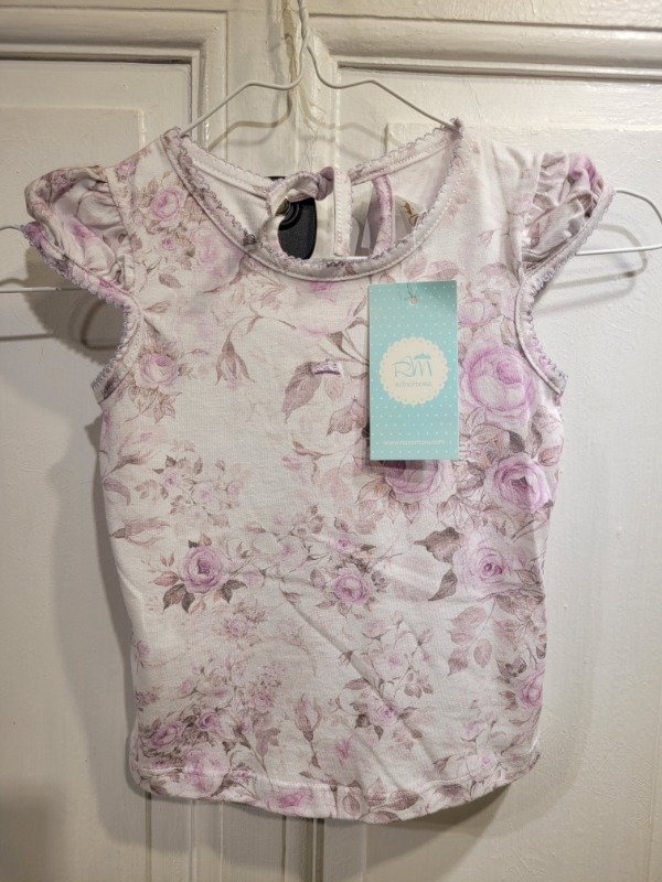 Producto - Remera REINO MORA floreada violeta Nueva c/etiq Talle 24 meses - PRECIO: 20X