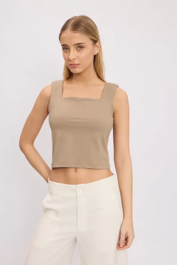 Producto - REMERA EBANO