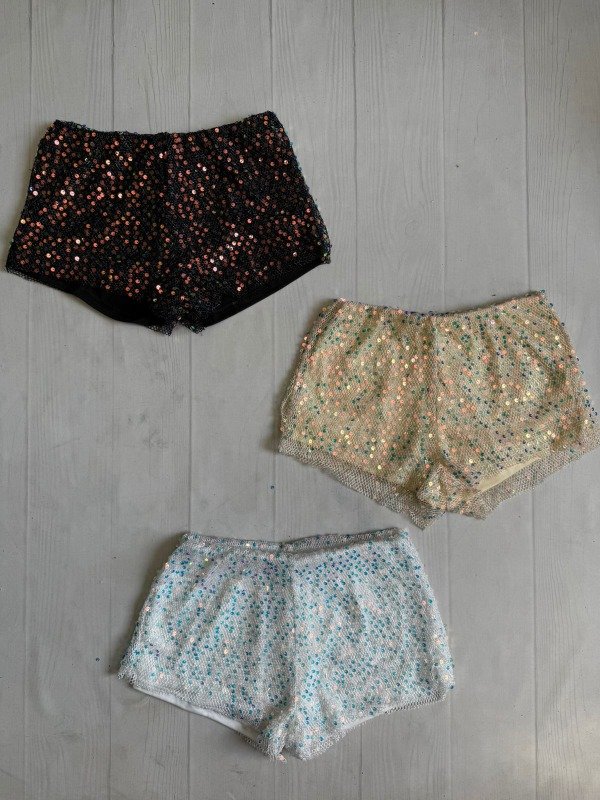 Producto - [4925] Short tiro bajo lentejuelas tornasol