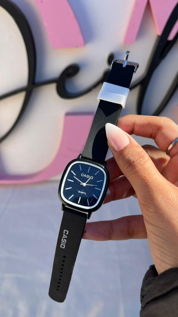 Producto - Reloj  Cassio negro