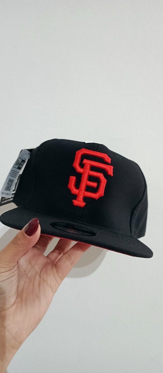 Producto - SAN FRANCISCO negra con rojo
