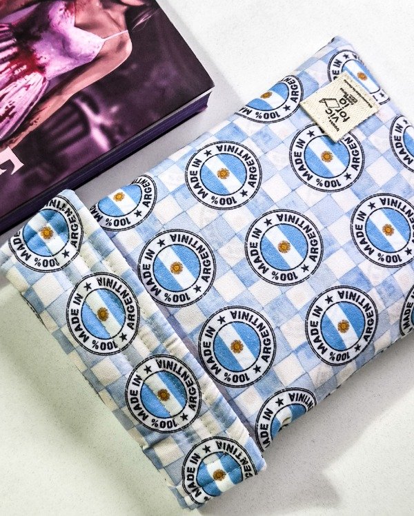 Producto - Fundas para libros mediana Made in Argentina IMPERMEABLE