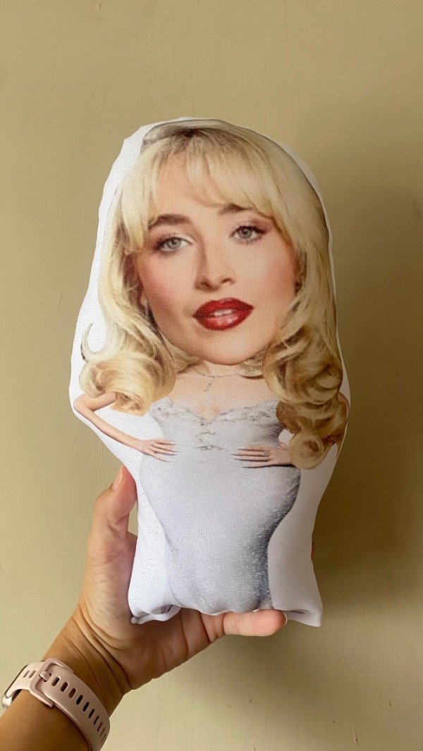 Producto - Muñeca Sabrina Carpenter 01 - 2