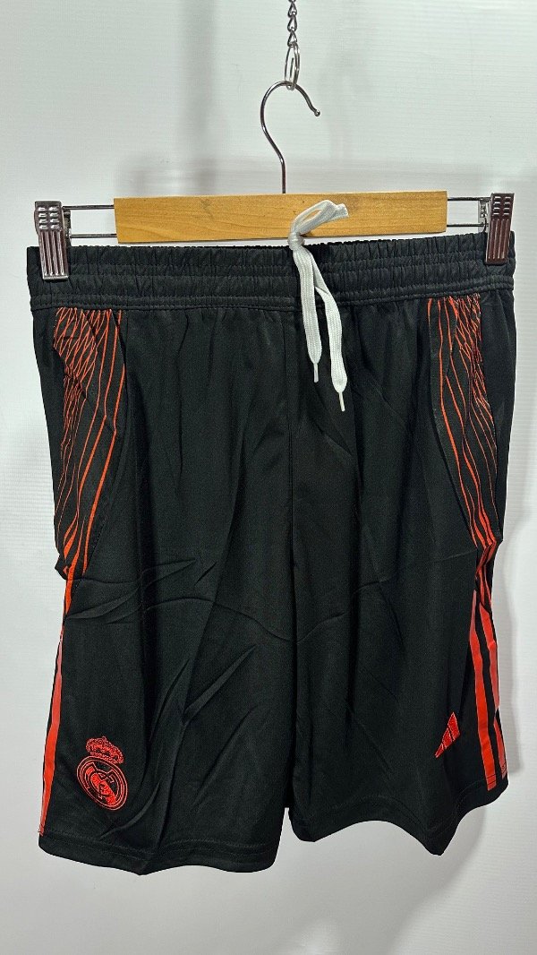 Producto - Short Real Madrid CF Entrenamiento Adidas 2025/2026 Importado