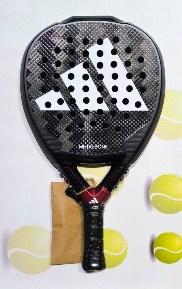 Producto - Adidas Metalbone 3.3 2024