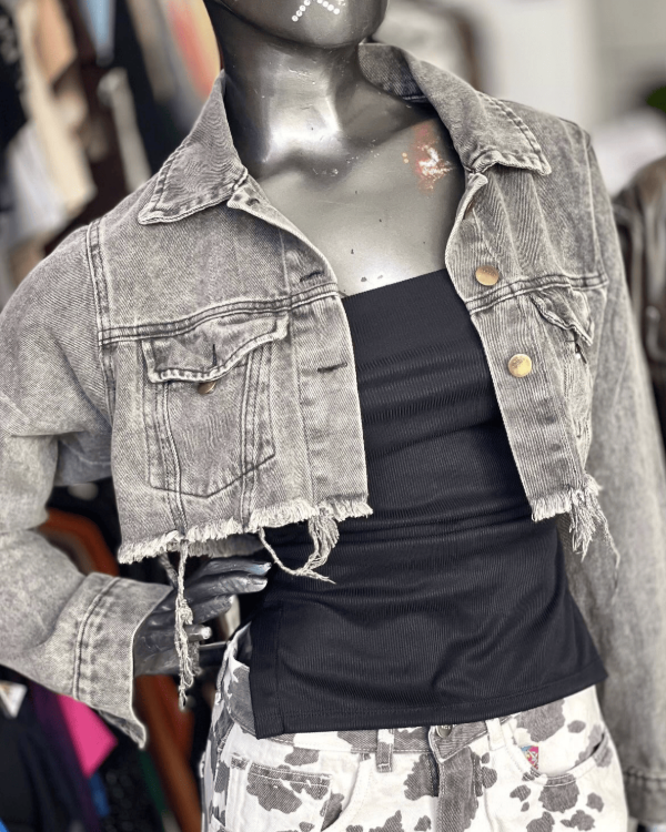 Producto - Campera Jeans Rigida Corta Gris