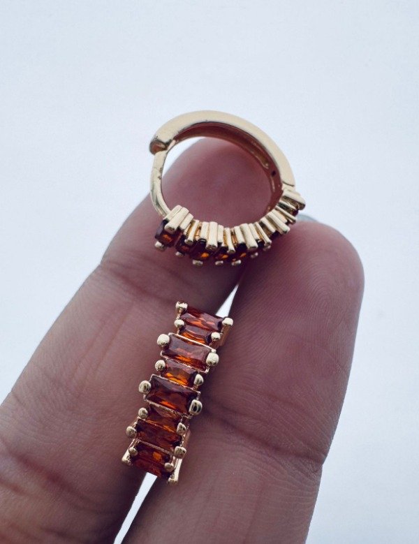 Producto - ARGOLLAS ROJA 2 CM PLATA D