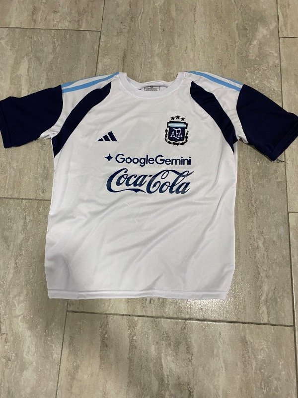Producto - Argentina entrenamiento blanca 2026
