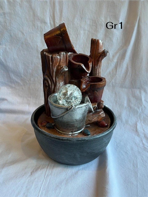 Producto - FUENTE DE AGUA GRANDE 30 CM