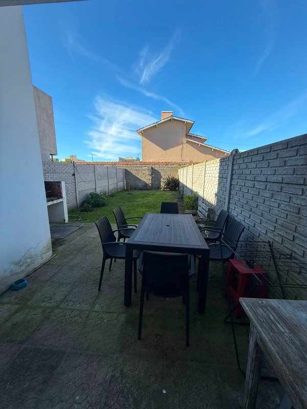 Producto - Duplex en venta en calle 34 entre 103 y 105 (Necochea) - 7