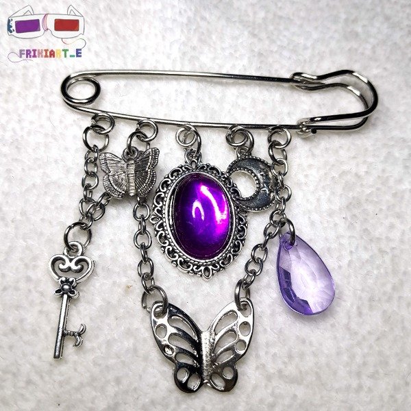 Producto - Broche Purple Witch