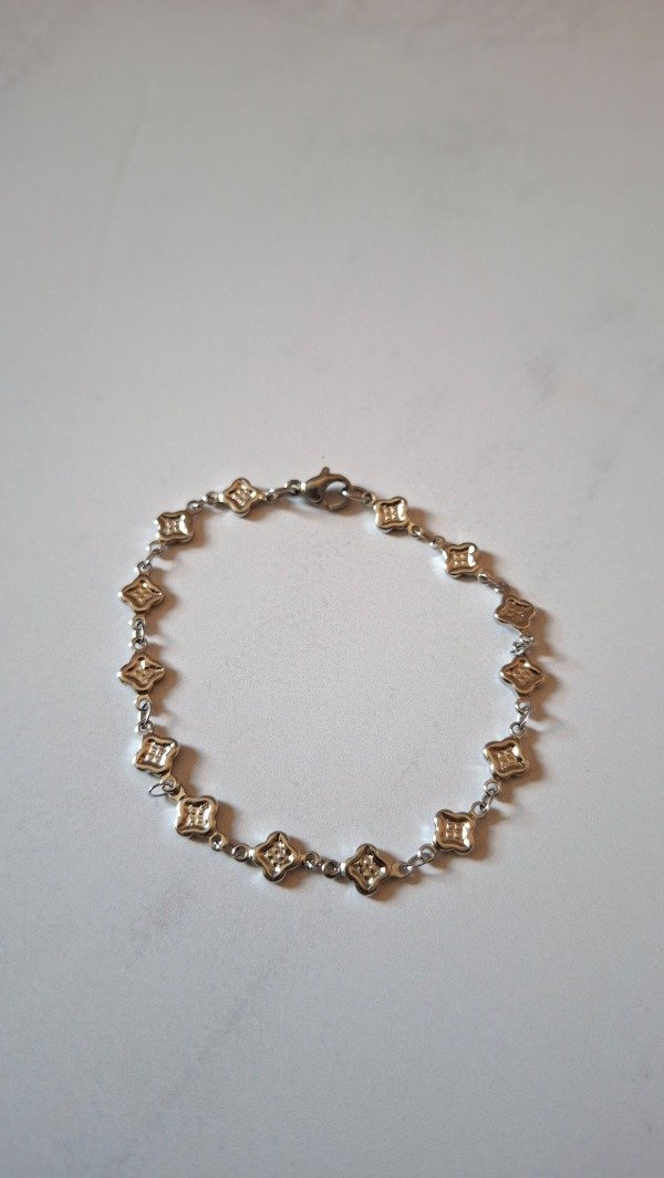 Producto - Pulsera de acero quirúrgico Ari