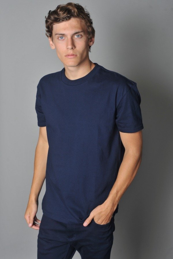 Producto - Remera Holgada Azul Marino