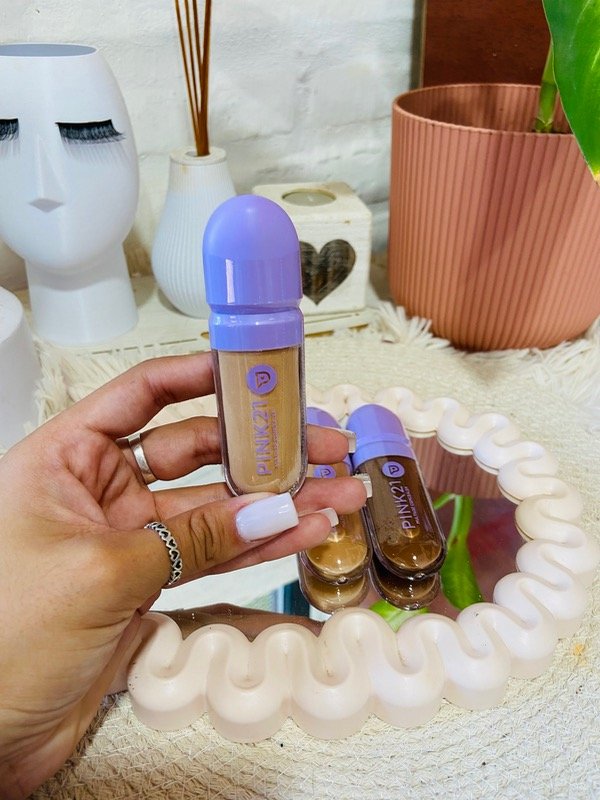 Producto - Corrector y Contorno Soft Matte Pink 21