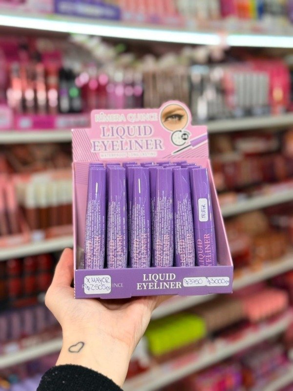 Producto - Delineador Líquido RQ