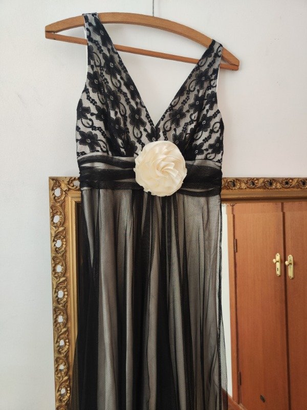 Vestido ByN satén, tul y encaje — imagen 3