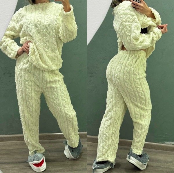 Producto - PIJAMA TRENZADO POLAR SOFT - LIMA -