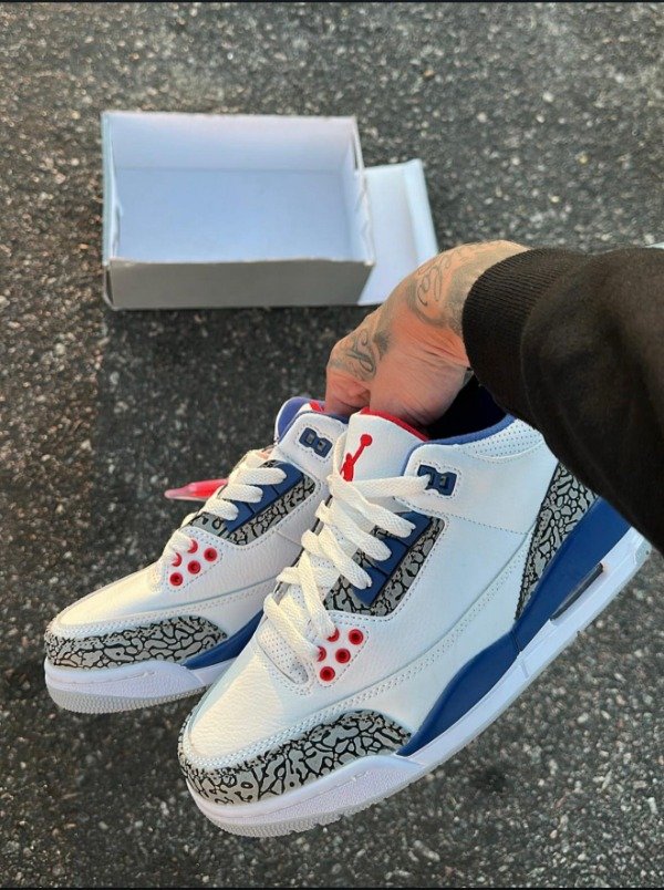 Producto - JORDAN RETRO 3 RACER BLUE