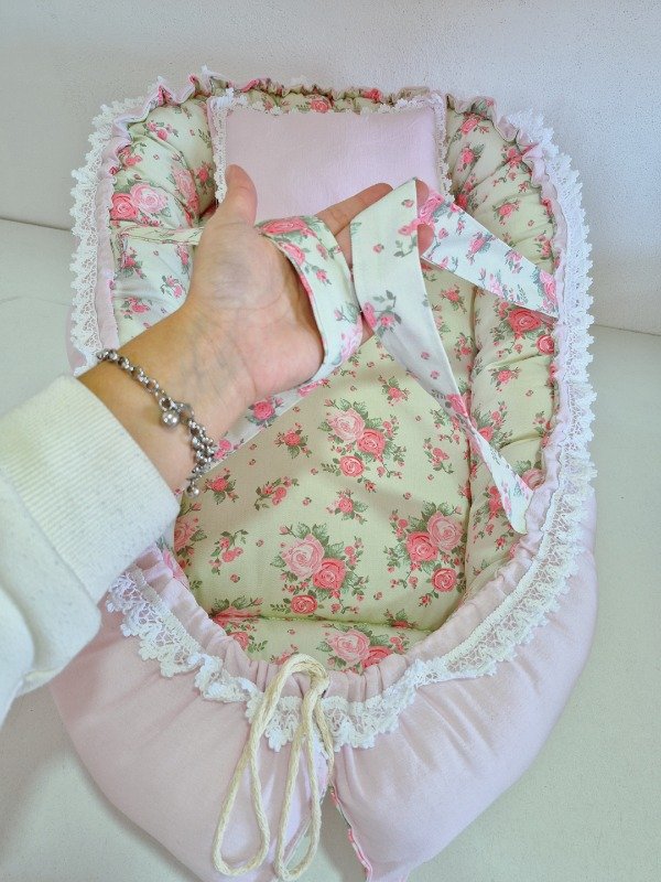 Producto - Nido de contención flores beige con rosa