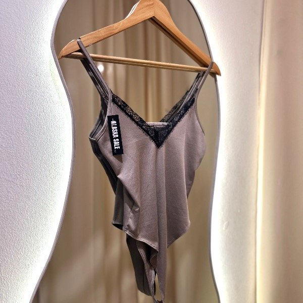 Producto - BODY PUNTILLA CHOCO