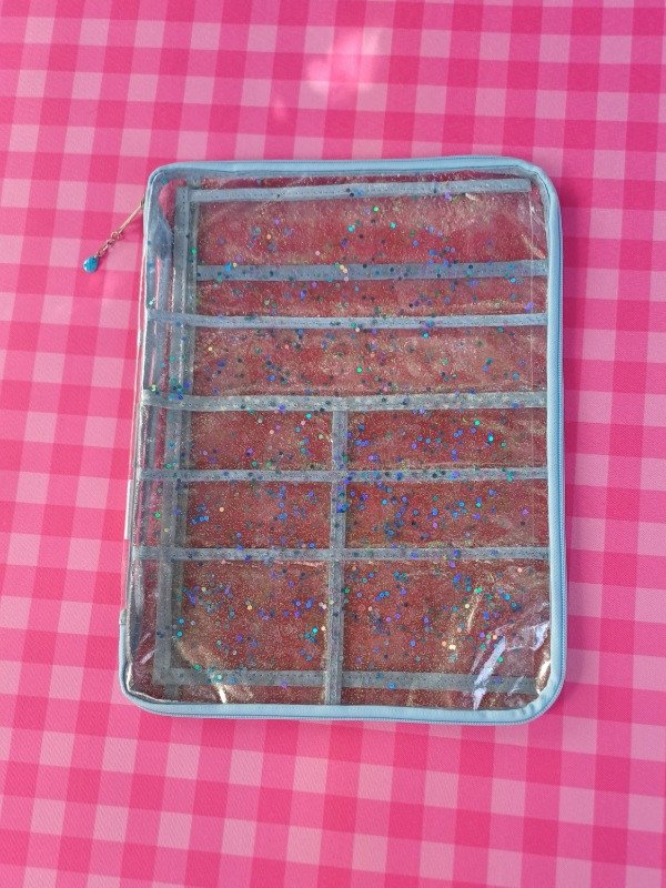 Producto - STOCK: Estuche A4 Rouge con folio