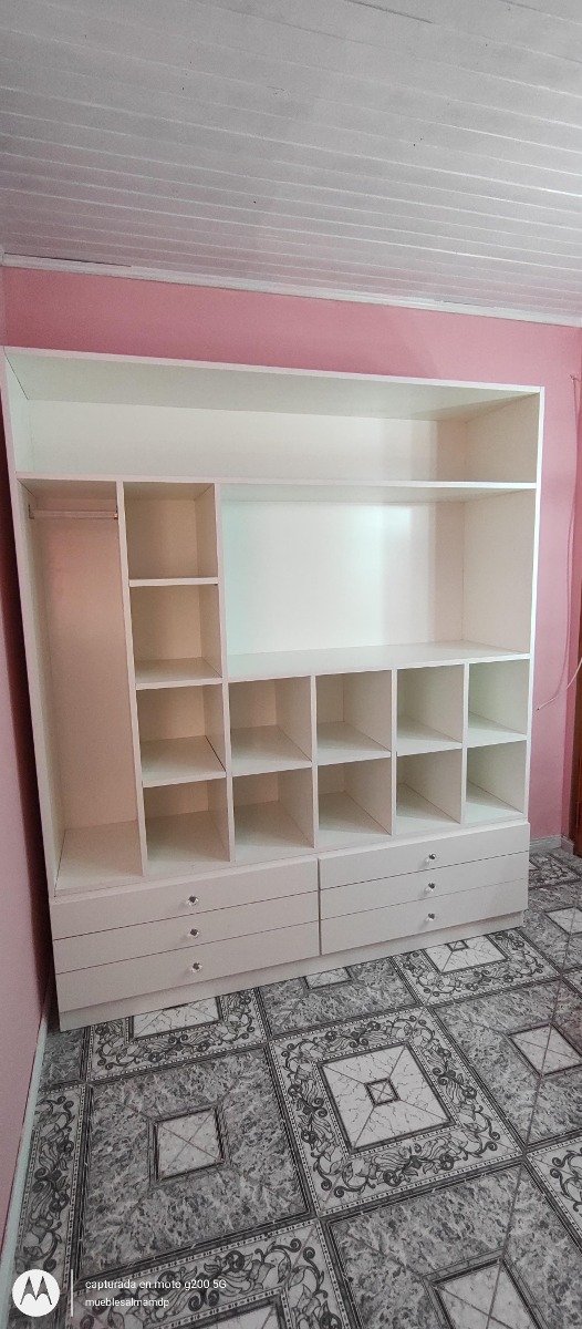 Producto - VESTIDOR X