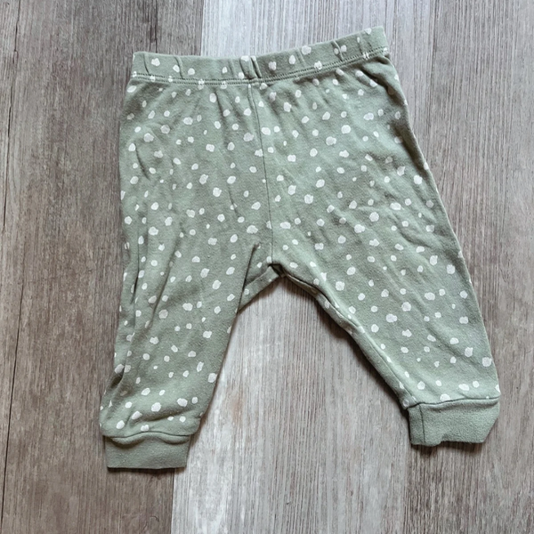 Producto - Pantalon Primark Verde 3M