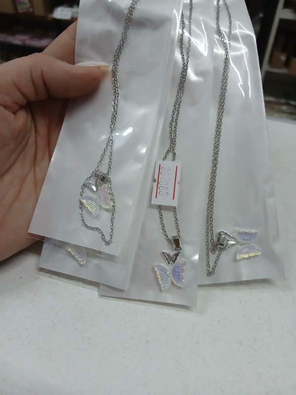 Producto - Cadena mariposa blanca cd202083
