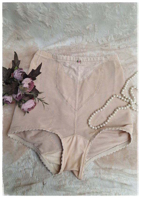 Producto - Trusa color nude talle L