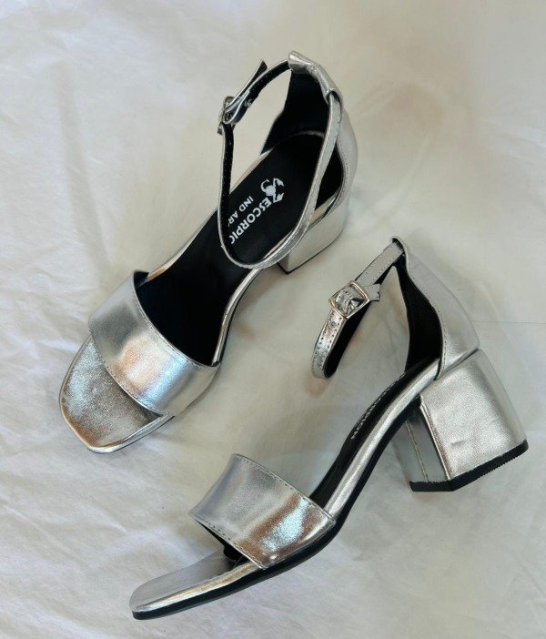 Producto - Sandalia baja plata